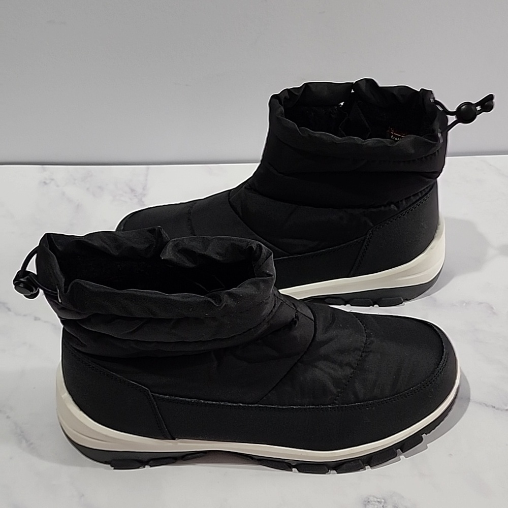 All In Motion Black & White  Winter Snow Boots